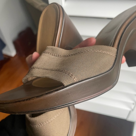 Stuart Weitzman heeled slides - Picture 13 of 16